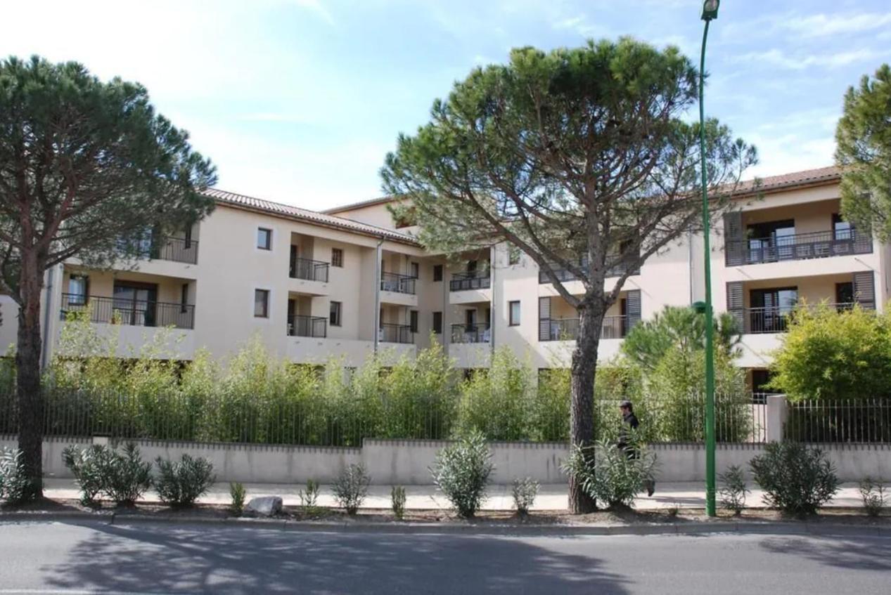 Superbe Appartement A Uzes Avec Place De Parking Εξωτερικό φωτογραφία